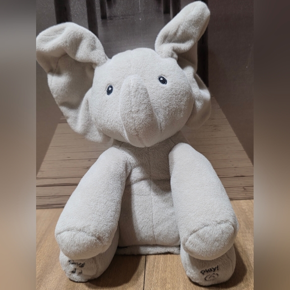 Baby Gund Flappy The Elephant Singing Peek A Boo Interactive - Picture 1 of 4